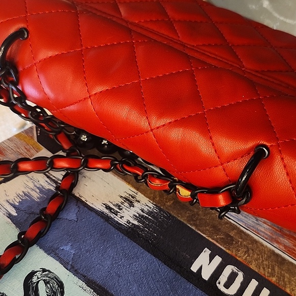 Badgley Mischka Red Crossbody Bag with Quilted Design - Picture 11 of 14